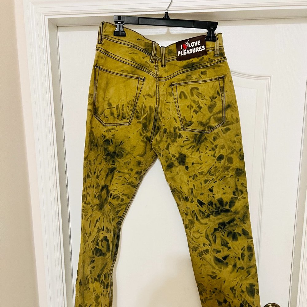 PLEASURES Locust Twill Pant